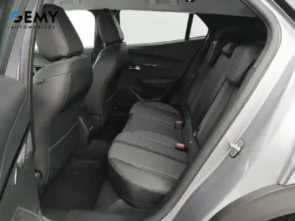 Photo 9 Peugeot 2008  PureTech 130 S&S BVM6