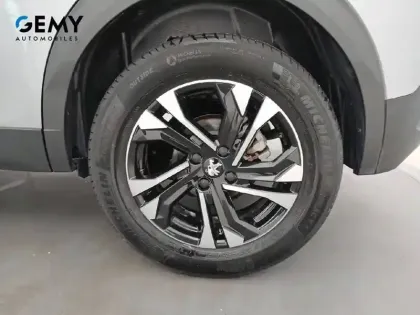 Photo 10 Peugeot 2008  PureTech 130 S&S BVM6