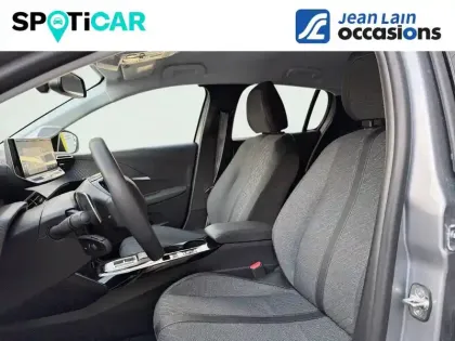 Photo 30 Peugeot 208  Hybrid 100 e-DCS6