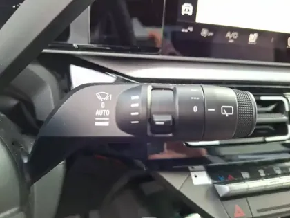 Photo 32 Renault 5 Renault  E-Tech Electrique 10 ch autonomie confort