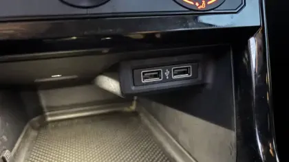 Photo 23 Volkswagen T-cross  1.0 TSI 115 Start/Stop DSG7