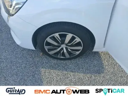 Photo 32 Peugeot 208  PureTech 100 S&S BVM6