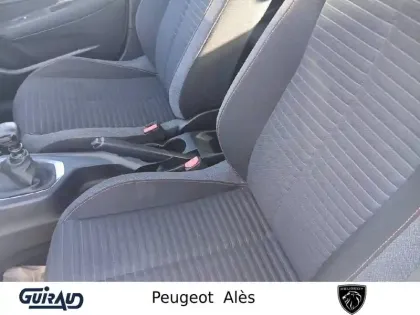 Photo 8 Peugeot 208  PureTech 100 S&S BVM6