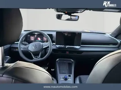 Photo 21 Volkswagen T-roc  1.5 eTSI EVO2 Hybrid 150 ch DSG7