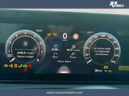 Photo 14 Volkswagen T-roc  1.5 eTSI EVO2 Hybrid 150 ch DSG7