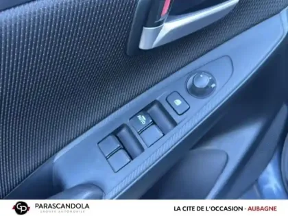 Photo 12 Mazda Mazda2 Mazda 2 1.5 SKYACTIV-G M Hybrid 90ch Sélection 5cv