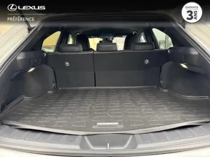 Photo 9 Lexus UX  250h 2WD Premium Edition MY22