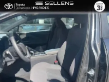 Photo 8 Toyota C-HR  1.8 Hybride 140ch Dynamic MY25