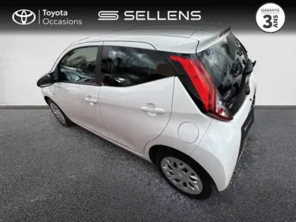 Photo 2 Toyota Aygo  1.0 VVT-i 72ch x-play 5p MY20