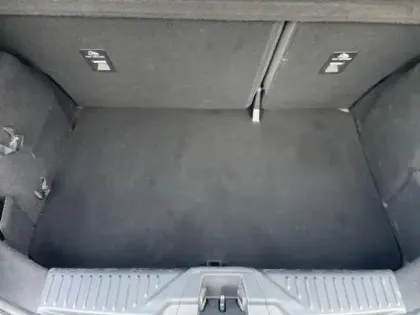 Photo 8 Ford Fiesta  1.0 EcoBoost 100ch Stop&Start ST-Line 5p Euro6.2