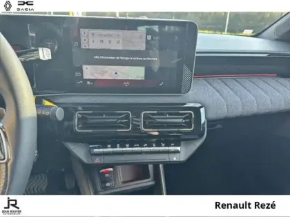 Photo 8 Renault 4  E-Tech Electrique 150ch Techno autonomie confort