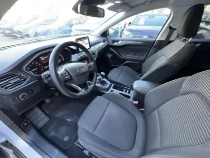 Photo 11 Ford Focus  1.0 Flexifuel mHEV 125ch Titanium Style