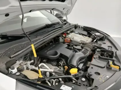 Photo 11 Renault Captur  1.6 E-Tech hybride 145ch Intens -21