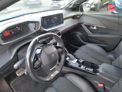 Photo 14 Peugeot 208  e- 136ch GT