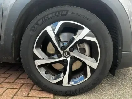 Photo 6 Citroën C5 aircross  Hybrid 225ch Shine Pack e-EAT8