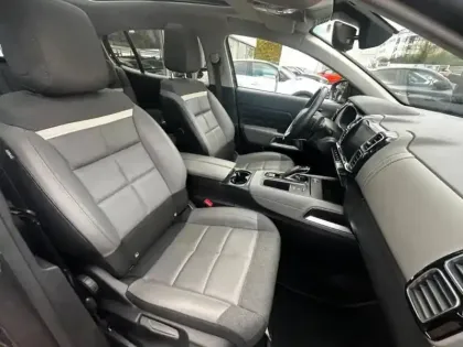 Photo 10 Citroën C5 aircross  Hybrid 225ch Shine Pack e-EAT8
