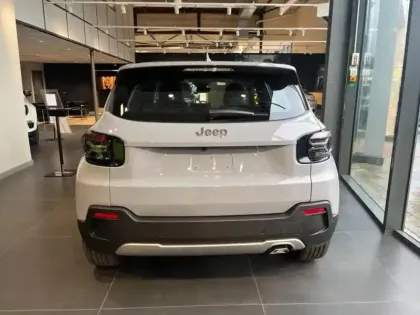 Photo 19 Jeep Avenger Gén. I Ph1 Altitude + 5