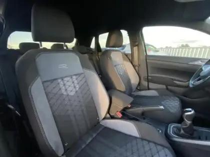 Photo 11 Volkswagen Polo  1.0 TSI 95ch R-Line