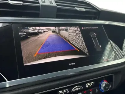 Photo 13 Audi Q3  35 TFSI 150ch Mild Hybrid Design S tronic 7