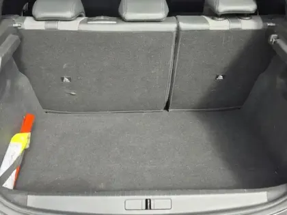 Photo 4 Peugeot 208  1.2 PureTech 100ch S&S Allure 118g