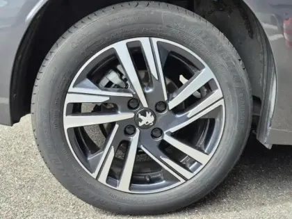 Photo 5 Peugeot 208  1.2 PureTech 100ch S&S Allure 118g