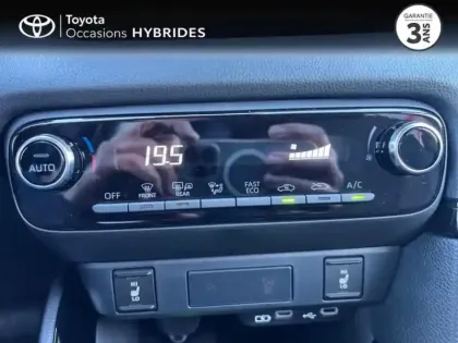 Photo 14 Toyota Yaris  116h Design 5p MY25