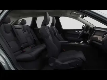 Photo 8 Volvo Xc60  T6 Hybride Rechargeable 253 + 145ch Plus Style Dark Geartronic 8 AWD