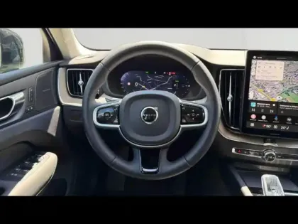 Photo 20 Volvo Xc60  T6 Hybride Rechargeable 253 + 145ch Plus Style Dark Geartronic 8 AWD
