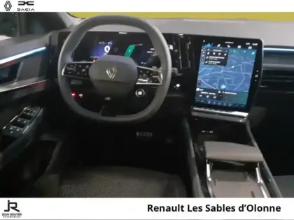Photo 4 Renault Austral  1.2 E-Tech full hybrid 200ch Iconic esprit Alpine- 24