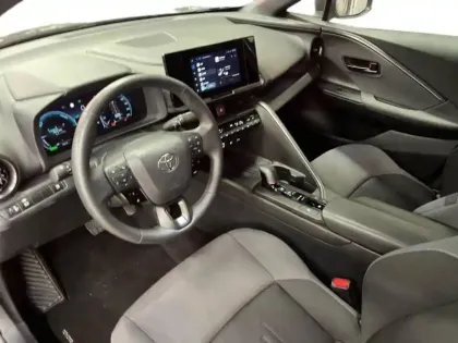 Photo 13 Toyota C-HR  1.8 Hybride 140ch Design NG23