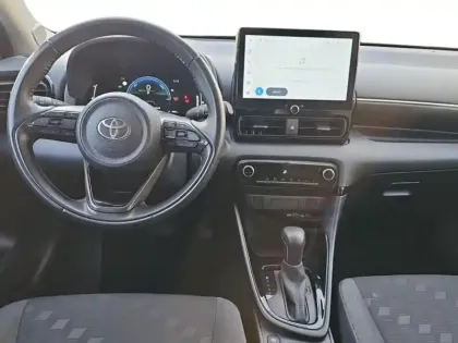 Photo 10 Toyota Yaris  116h Design 5p MY22