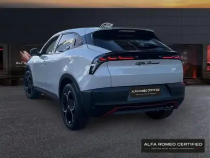 Photo 5 Alfa Romeo Junior  1.2 Ibrida 136ch Speciale DCT6