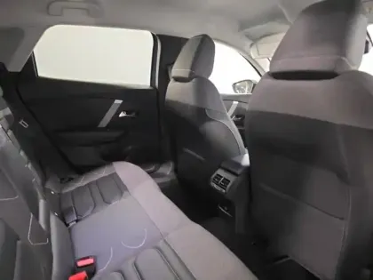 Photo 11 Citroën C4  PureTech 130ch S&S Shine EAT8