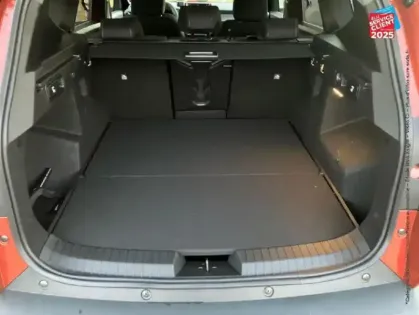 Photo 28 Dacia Bigster  1.8 hybrid 155ch Journey