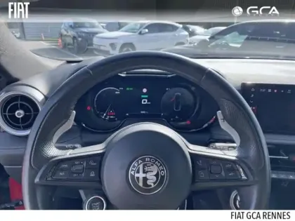 Photo 7 Alfa Romeo Tonale  1.5 Hybrid 130ch Edizione Speciale TCT