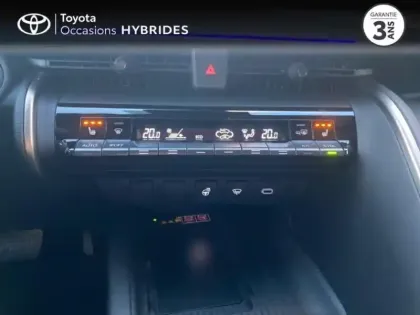 Photo 9 Toyota C-HR  1.8 Hybride 140ch Collection MY25