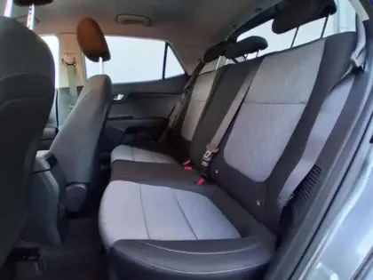 Photo 10 Kia Stonic  1.0 T-GDi 115ch MHEV Active DCT7