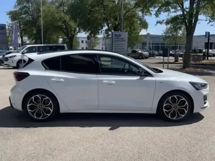 Photo 18 Ford Focus  1.0 EcoBoost mHEV 155ch ST-Line X Powershift