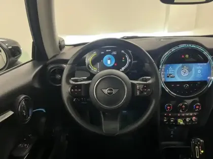 Photo 8 Mini Mini  Cooper SE 184ch Edition Premium Plus BVA 5CV