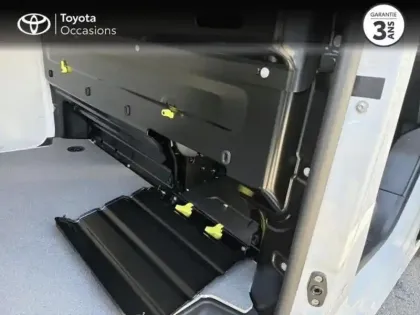 Photo 8 Toyota Proace  Medium 2.0 D-4D 140 STARTCONFORTLOOK MY24