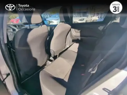 Photo 11 Toyota Yaris  110 VVT-i Design Y20 CVT 5p RC19