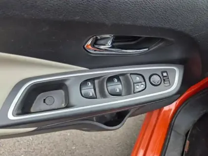 Photo 7 Nissan Micra  1.0 IG-T 100ch Tekna 2018