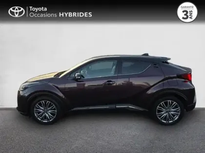 Photo 2 Toyota C-HR  122h Distinctive 2WD E-CVT MY22