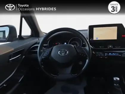 Photo 8 Toyota C-HR  122h Distinctive 2WD E-CVT MY22
