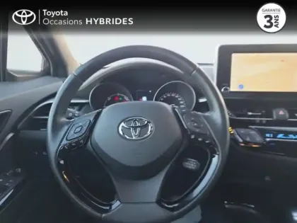 Photo 12 Toyota C-HR  122h Distinctive 2WD E-CVT MY22