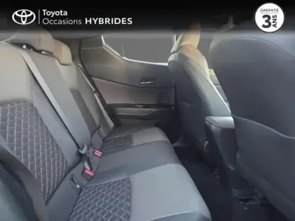Photo 6 Toyota C-HR  122h Distinctive 2WD E-CVT MY22