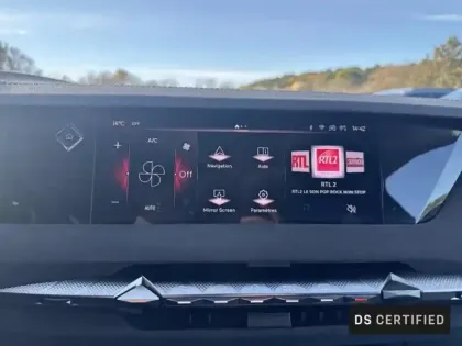 Photo 13 DS DS 4  E-TENSE 225ch Performance Line +