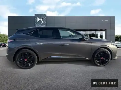 Photo 3 DS DS 4  E-TENSE 225ch Performance Line +