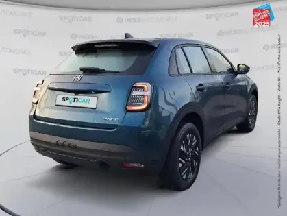 Photo 20 Fiat 600  1.2 Hybrid 100ch DCT6 Camera