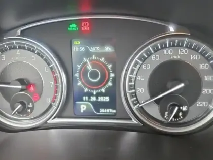 Photo 7 Suzuki Vitara  1.5 Dualjet Hybrid 115ch Style Auto Allgrip